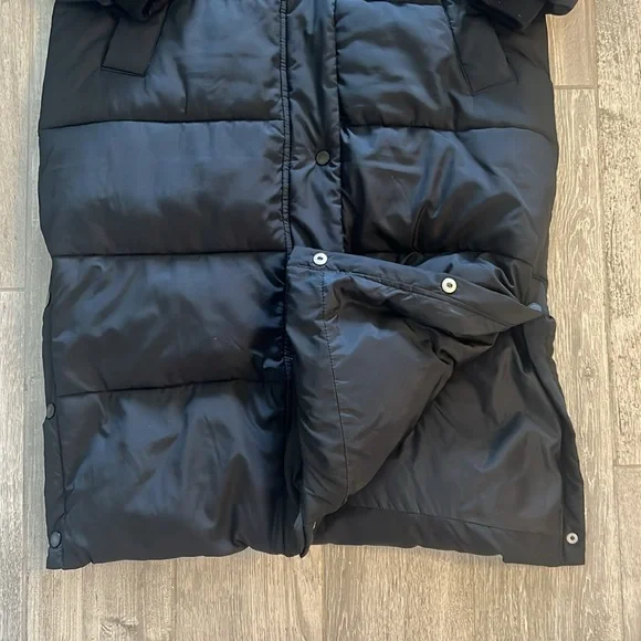 Abercrombie and Fitch Ultra Long Puffer Coat - Picture 6 of 9